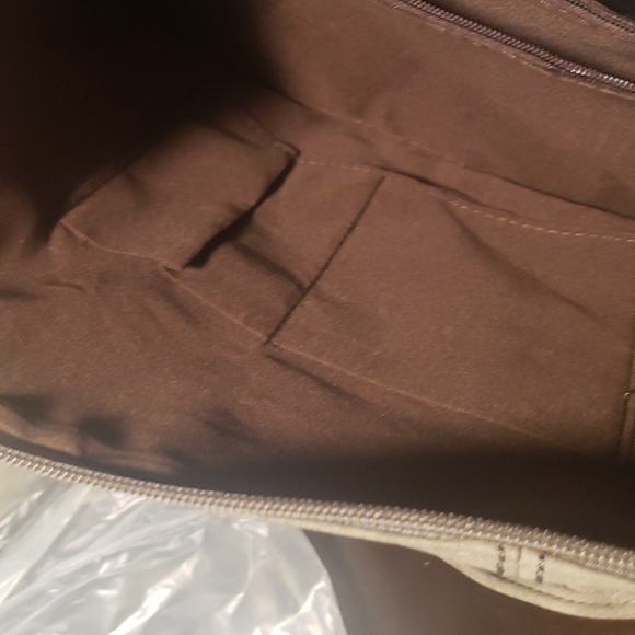 💕HP💕1 Left ❣️New boutique vintage look vegan suede studded bag - Picture 13 of 14